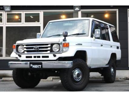 Toyota Land Cruiser 70