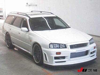 Nissan Stagea