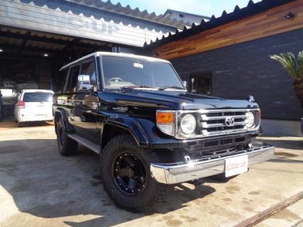 Toyota Land Cruiser 70
