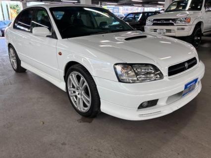 Subaru Legacy B4